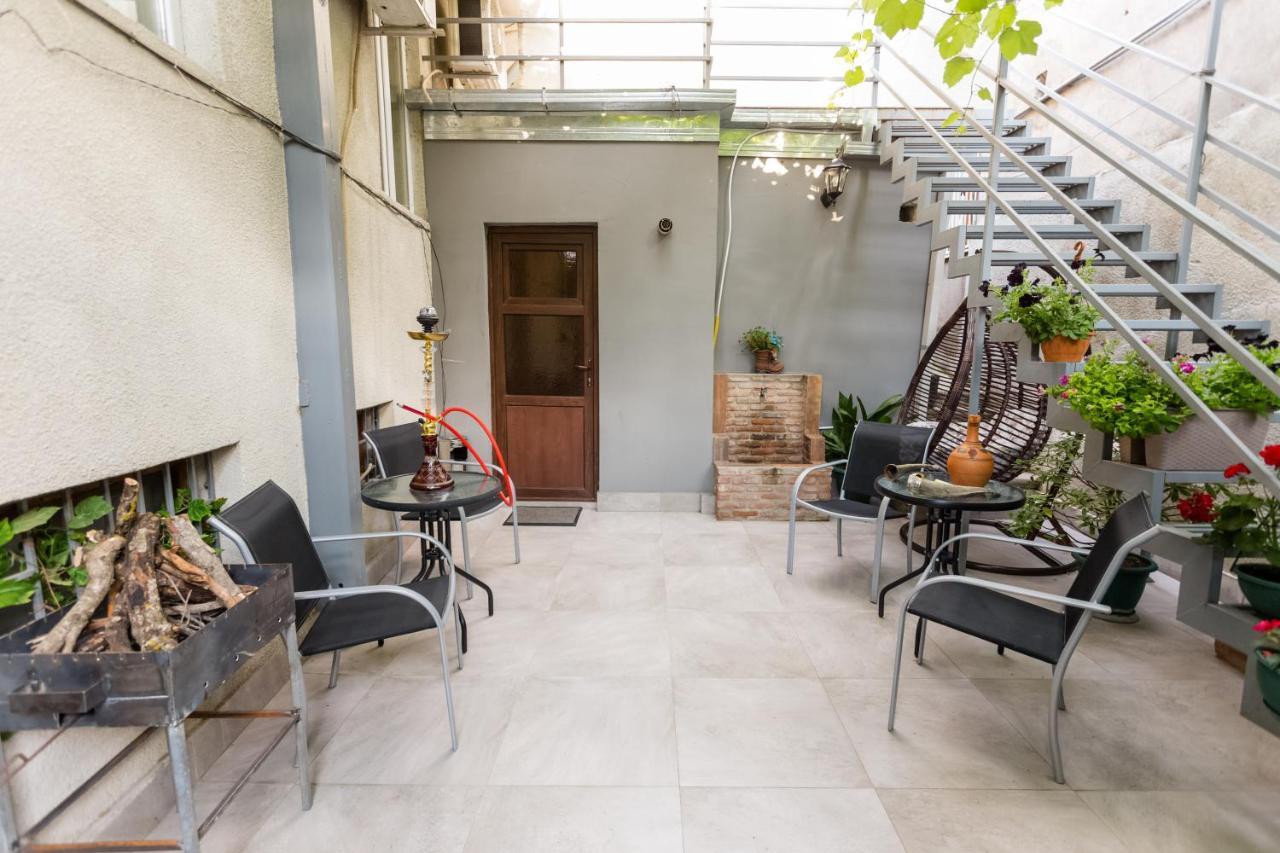 Rustaveli Two Bedroom Apartment With 5 Star Location Tbilisi Exterior foto