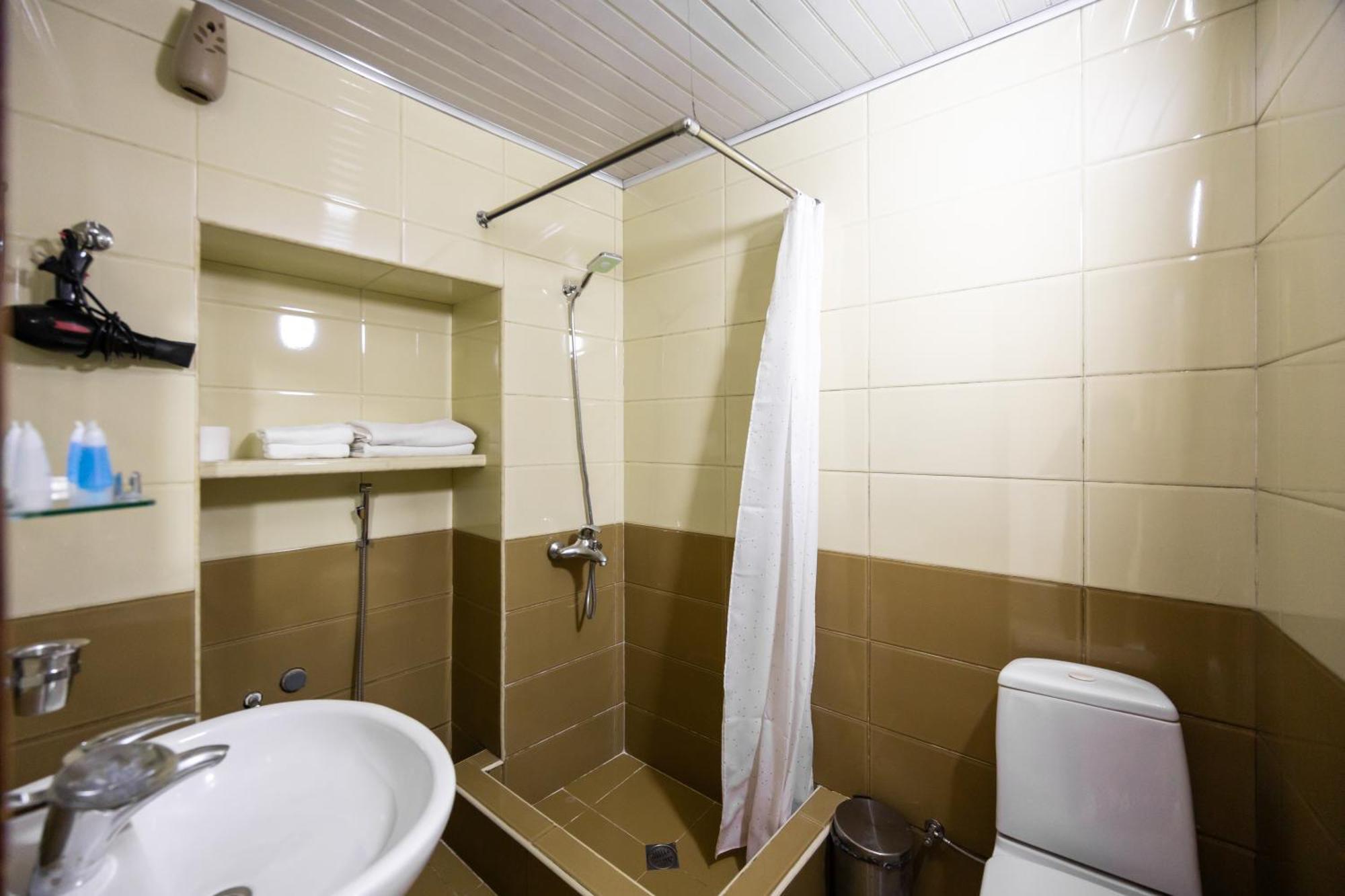 Rustaveli Two Bedroom Apartment With 5 Star Location Tbilisi Exterior foto